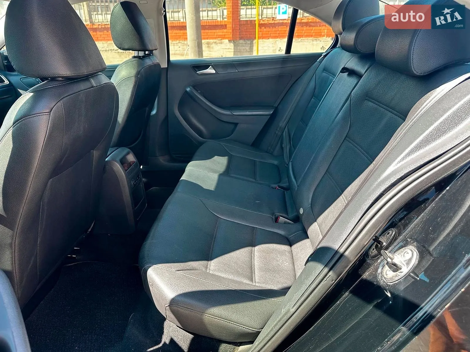 2010 Volkswagen Jetta - мініатюра 21
