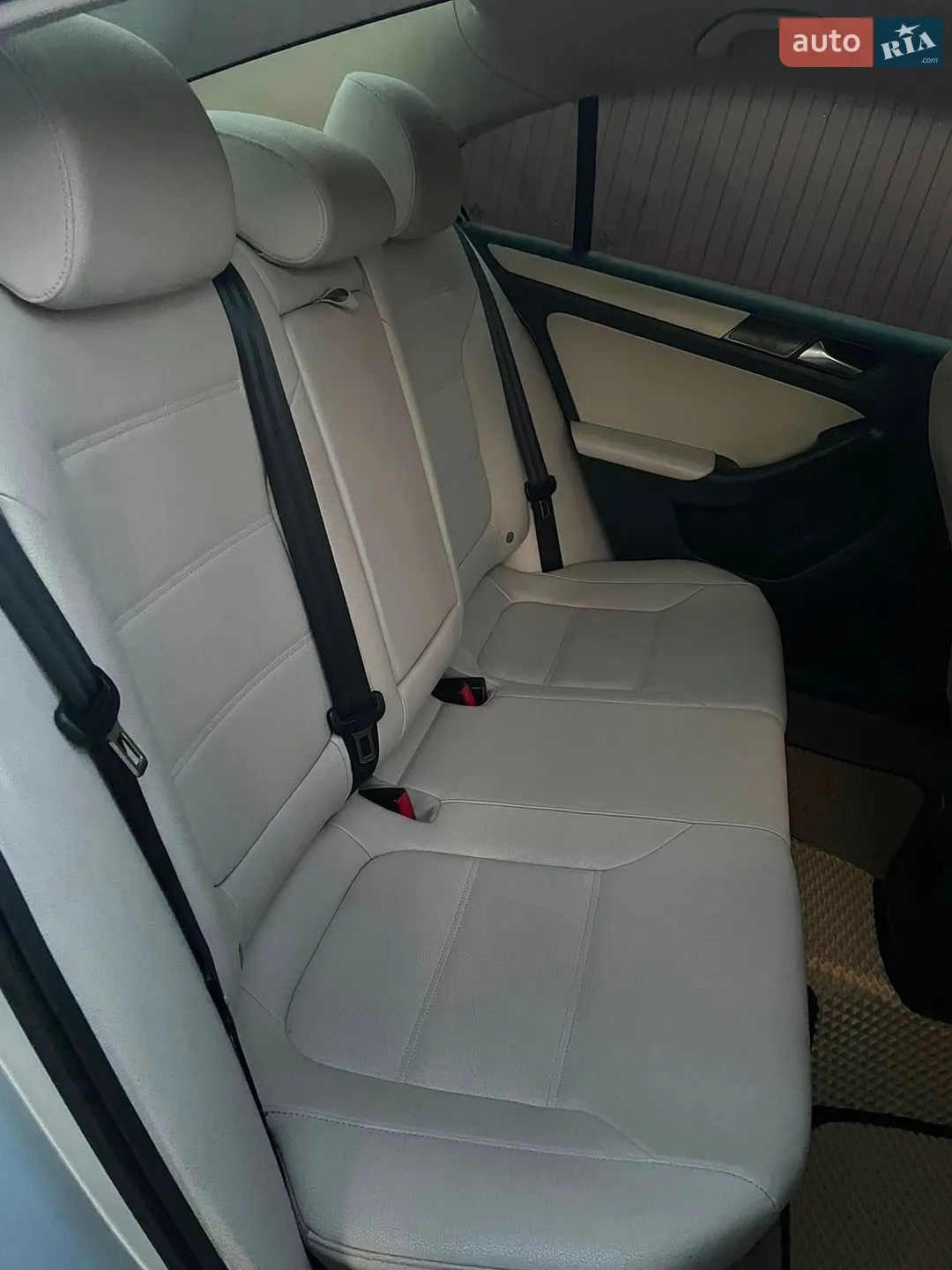 2012 Volkswagen Jetta - мініатюра 17