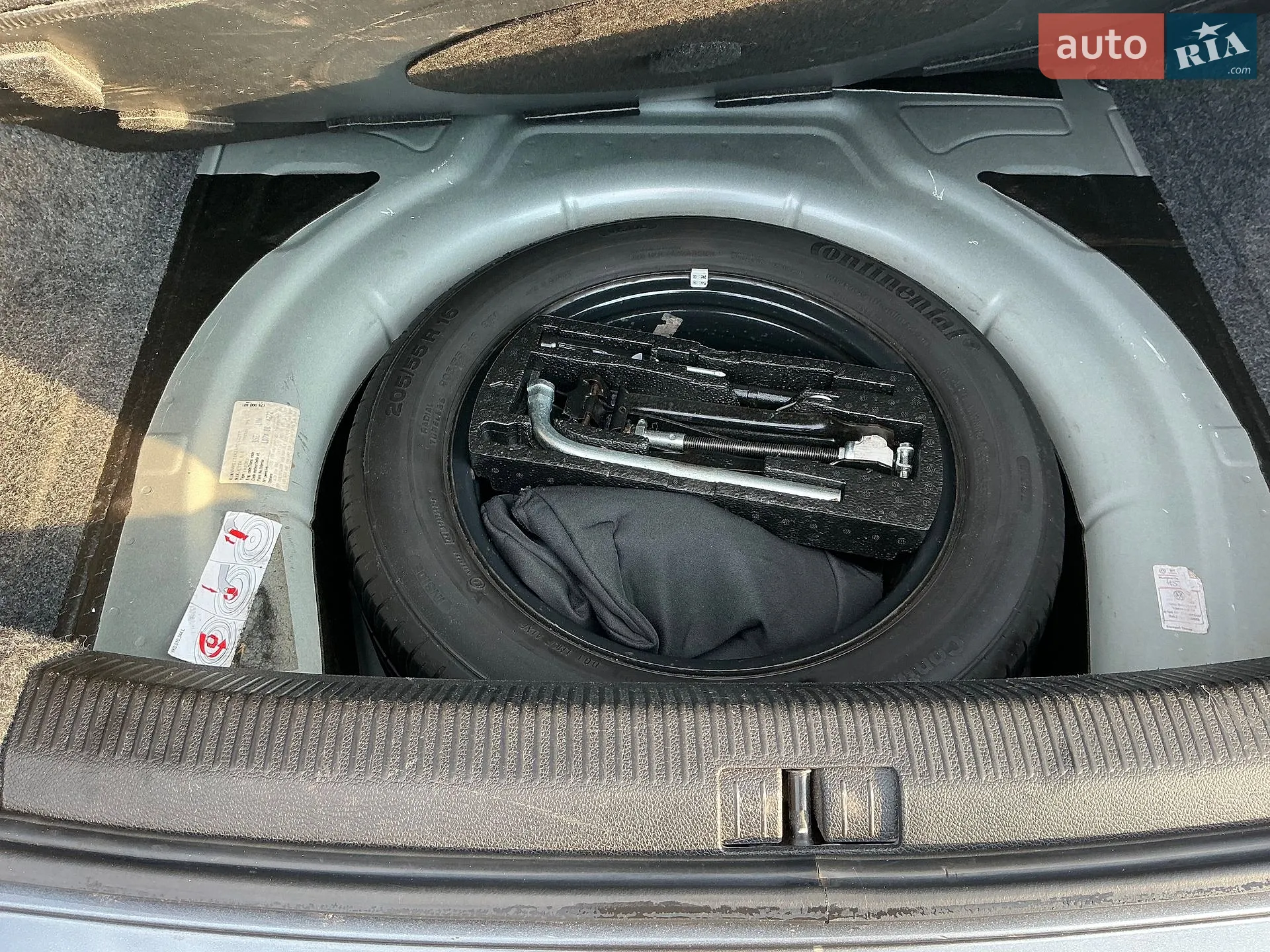 2010 Volkswagen Jetta - мініатюра 22