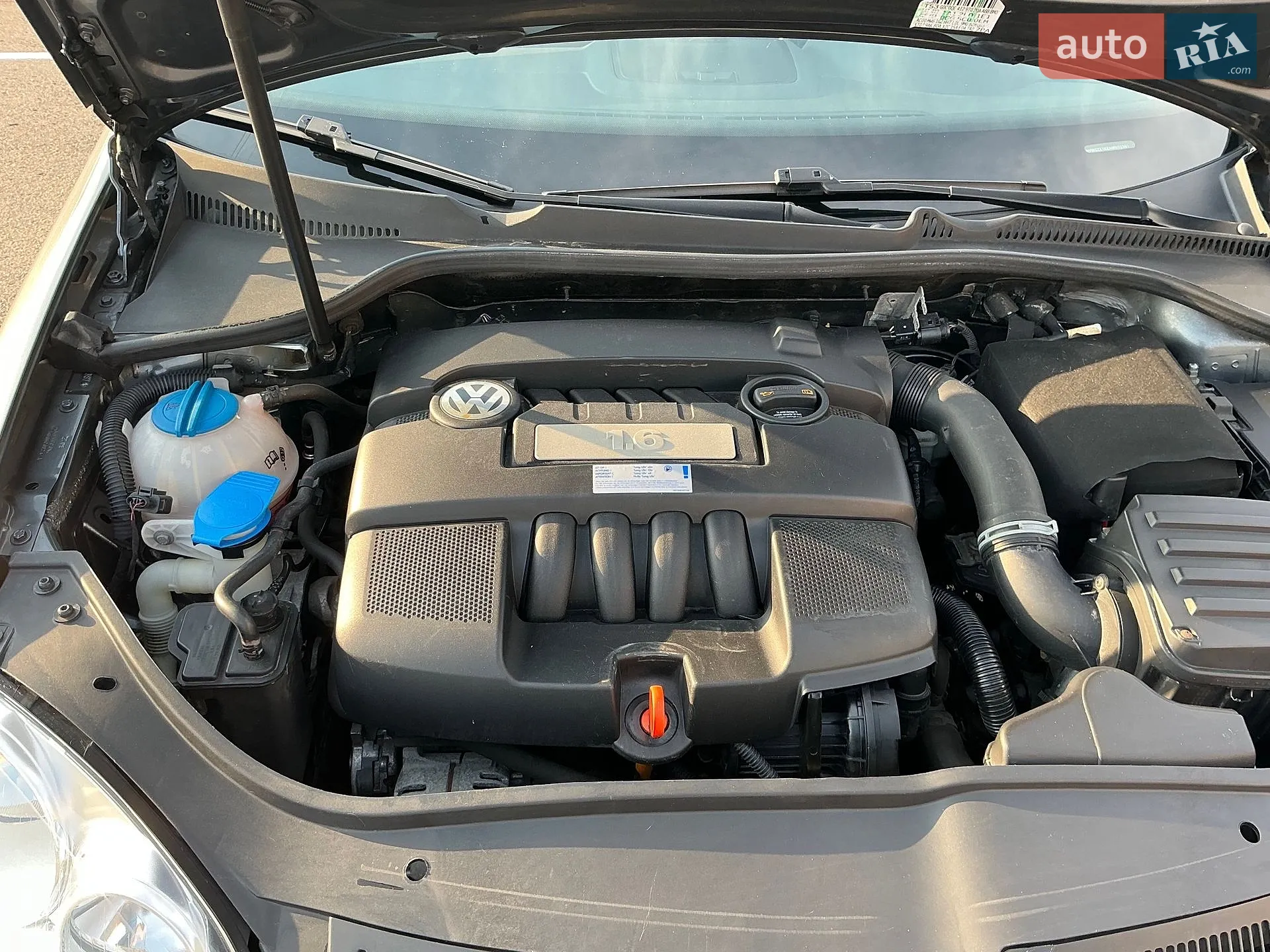 2010 Volkswagen Jetta - мініатюра 27