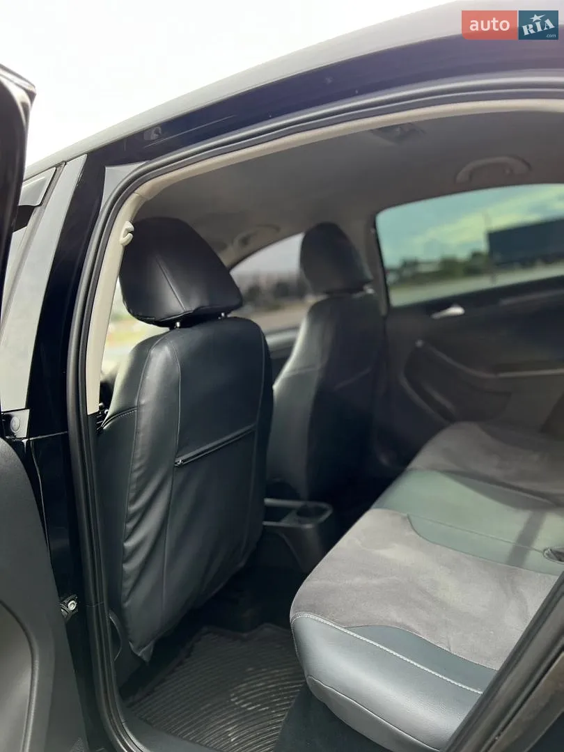 2012 Volkswagen Jetta - мініатюра 10