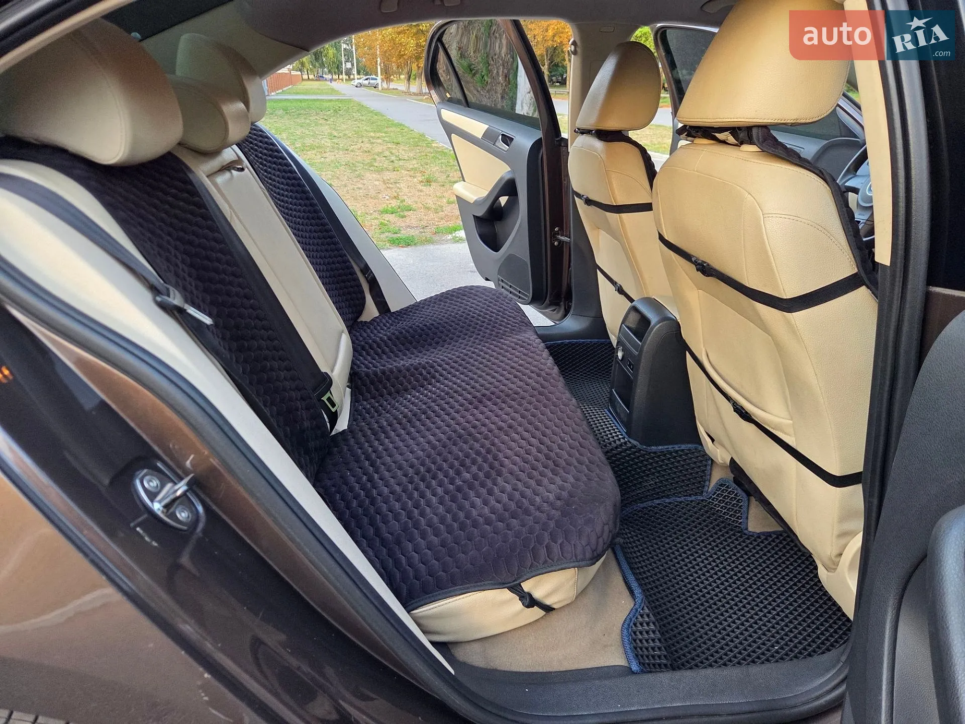 2012 Volkswagen Jetta - мініатюра 25