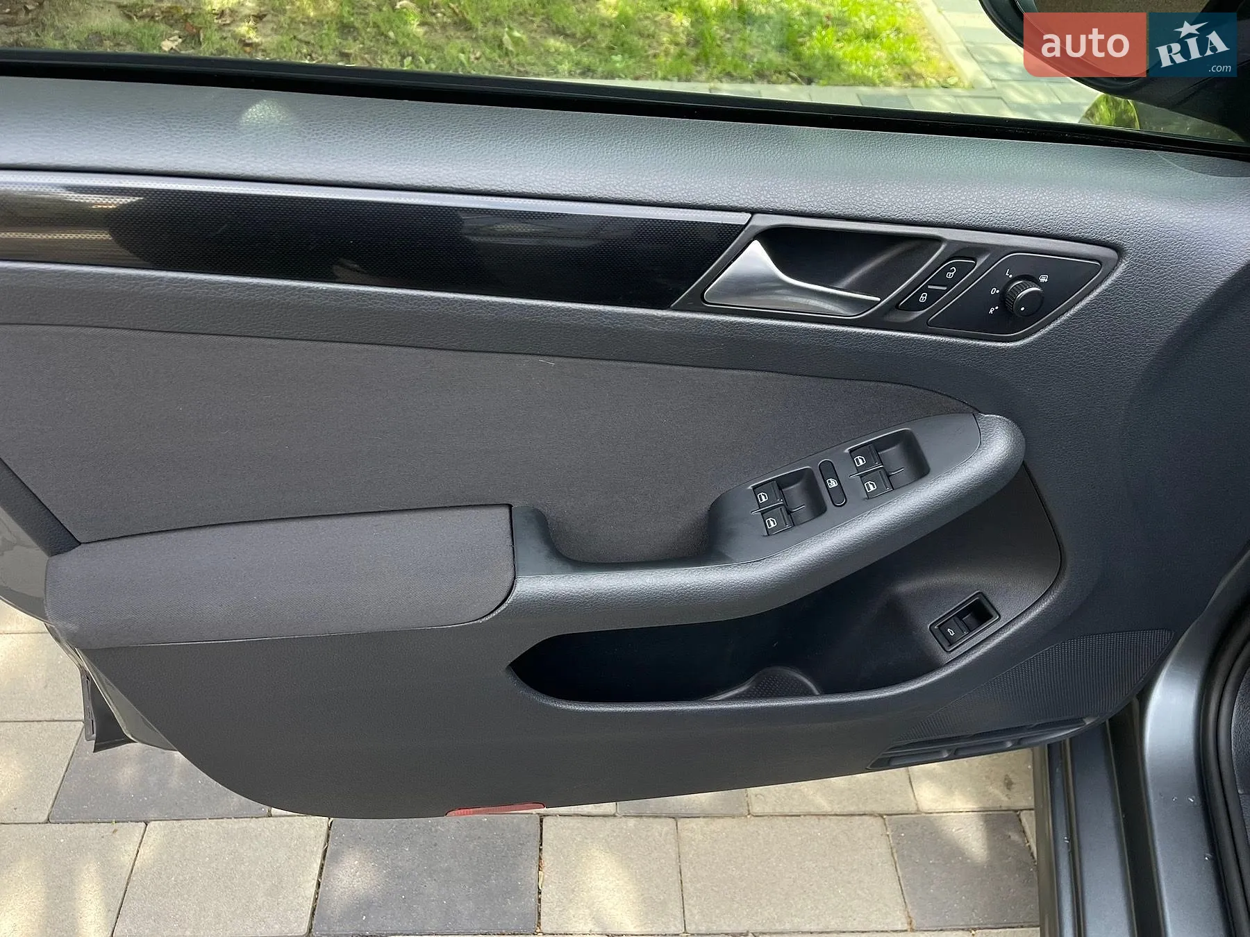 2011 Volkswagen Jetta - мініатюра 17