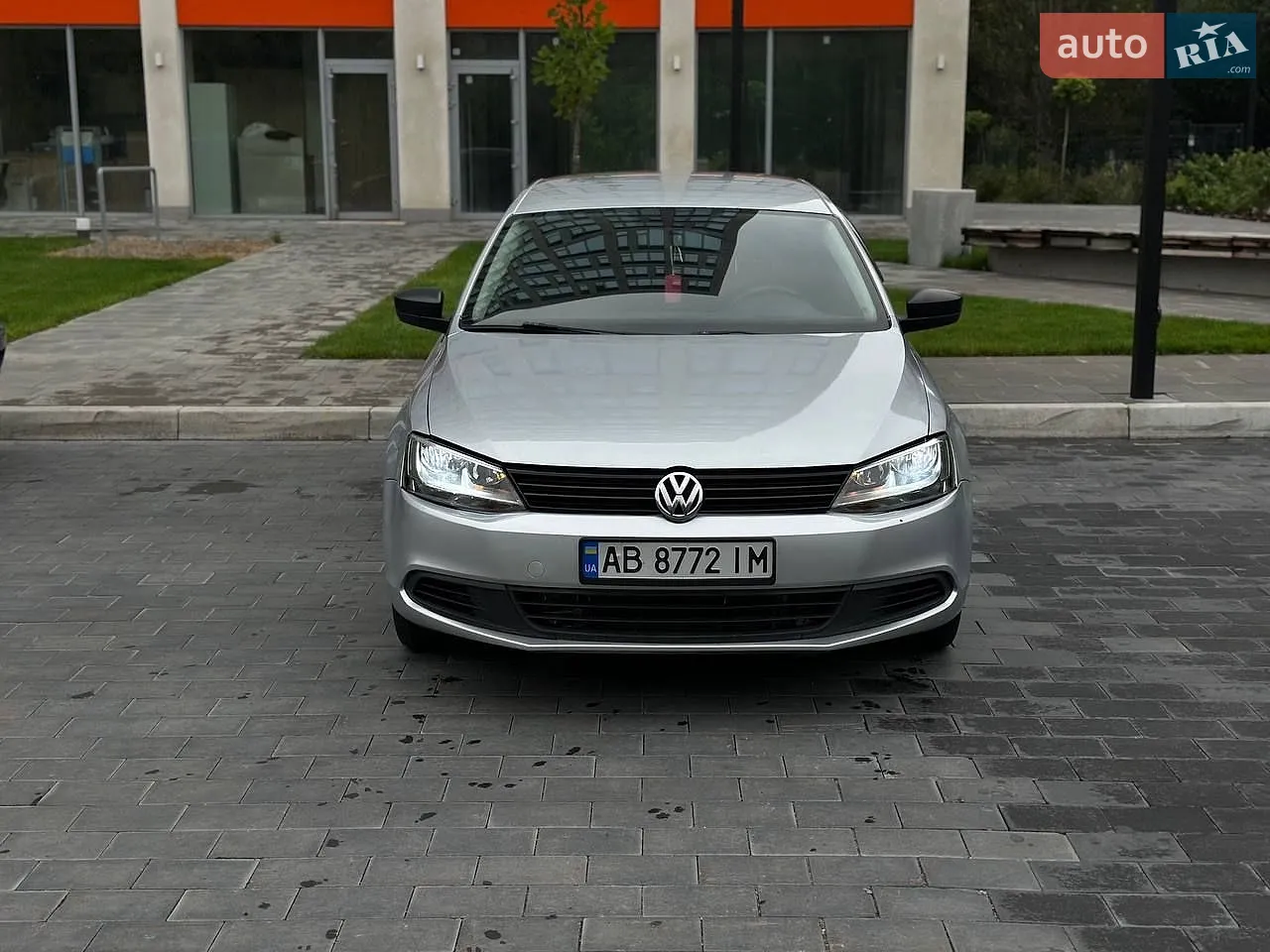 2011 Volkswagen Jetta - мініатюра 2