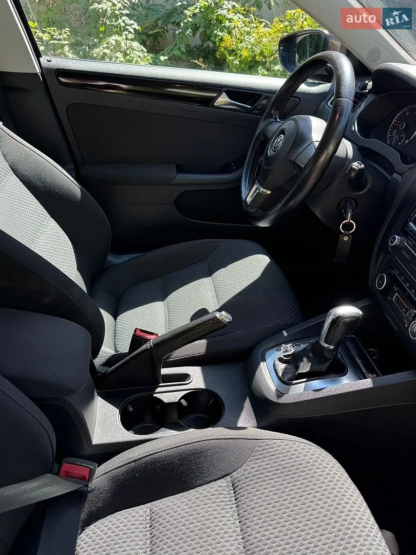 2011 Volkswagen Jetta - мініатюра 10