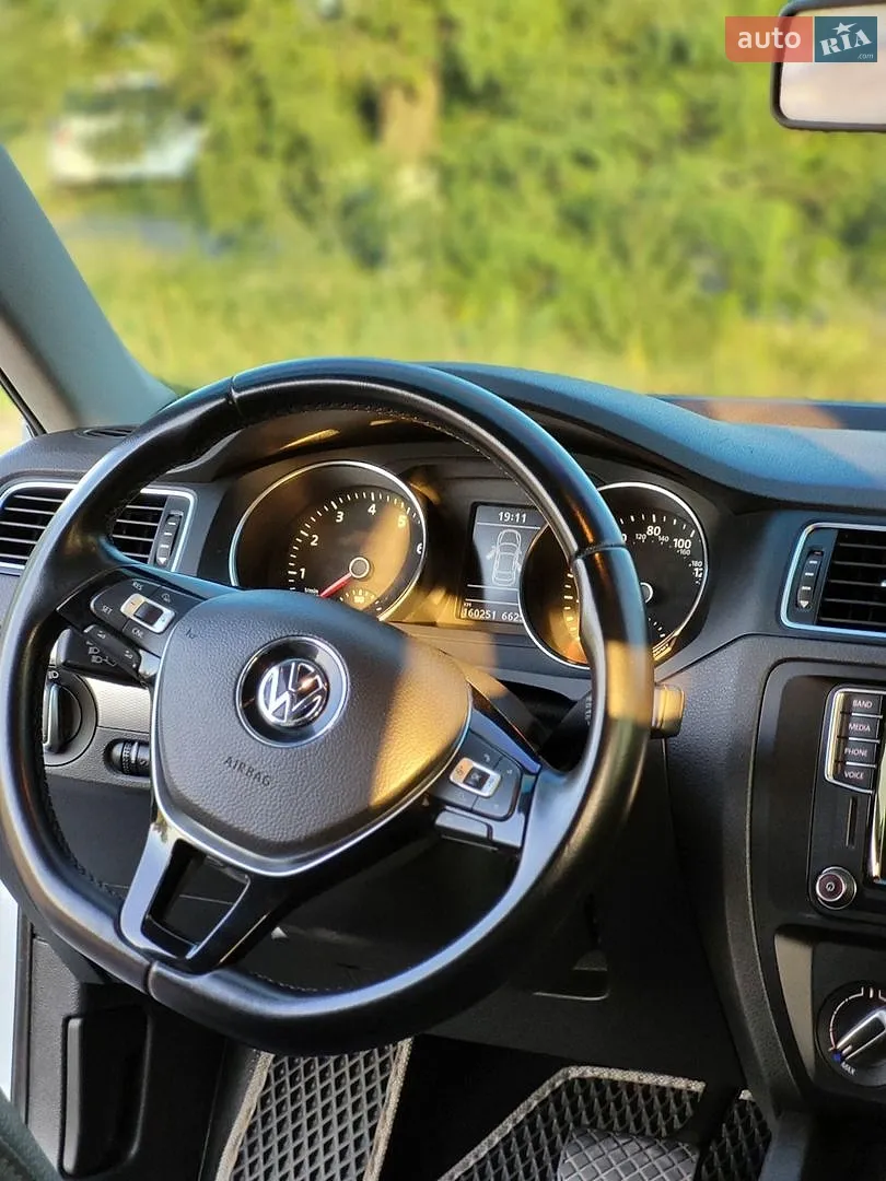 2016 Volkswagen Jetta - мініатюра 9