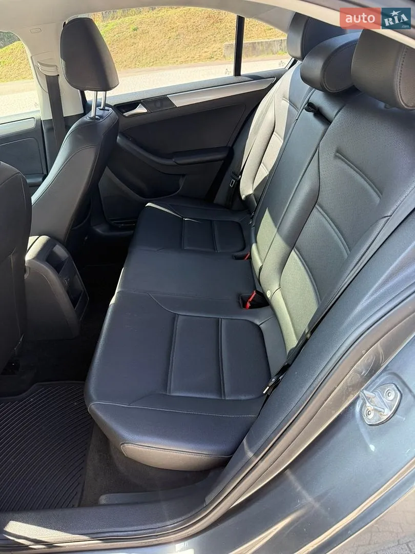 2016 Volkswagen Jetta - мініатюра 16