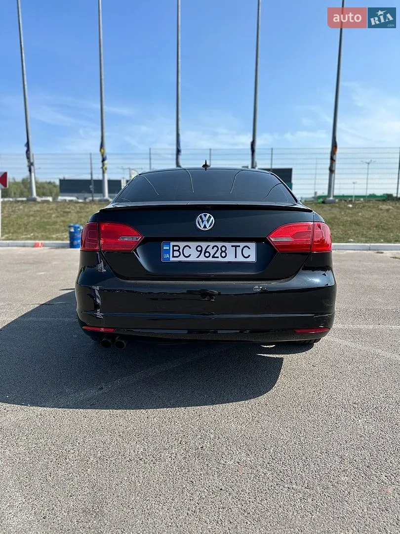 2012 Volkswagen Jetta - мініатюра 4