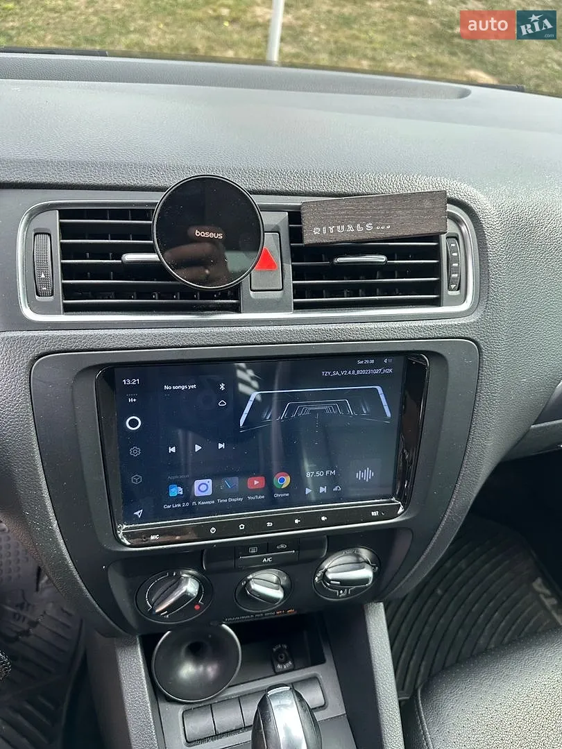 2012 Volkswagen Jetta - мініатюра 11