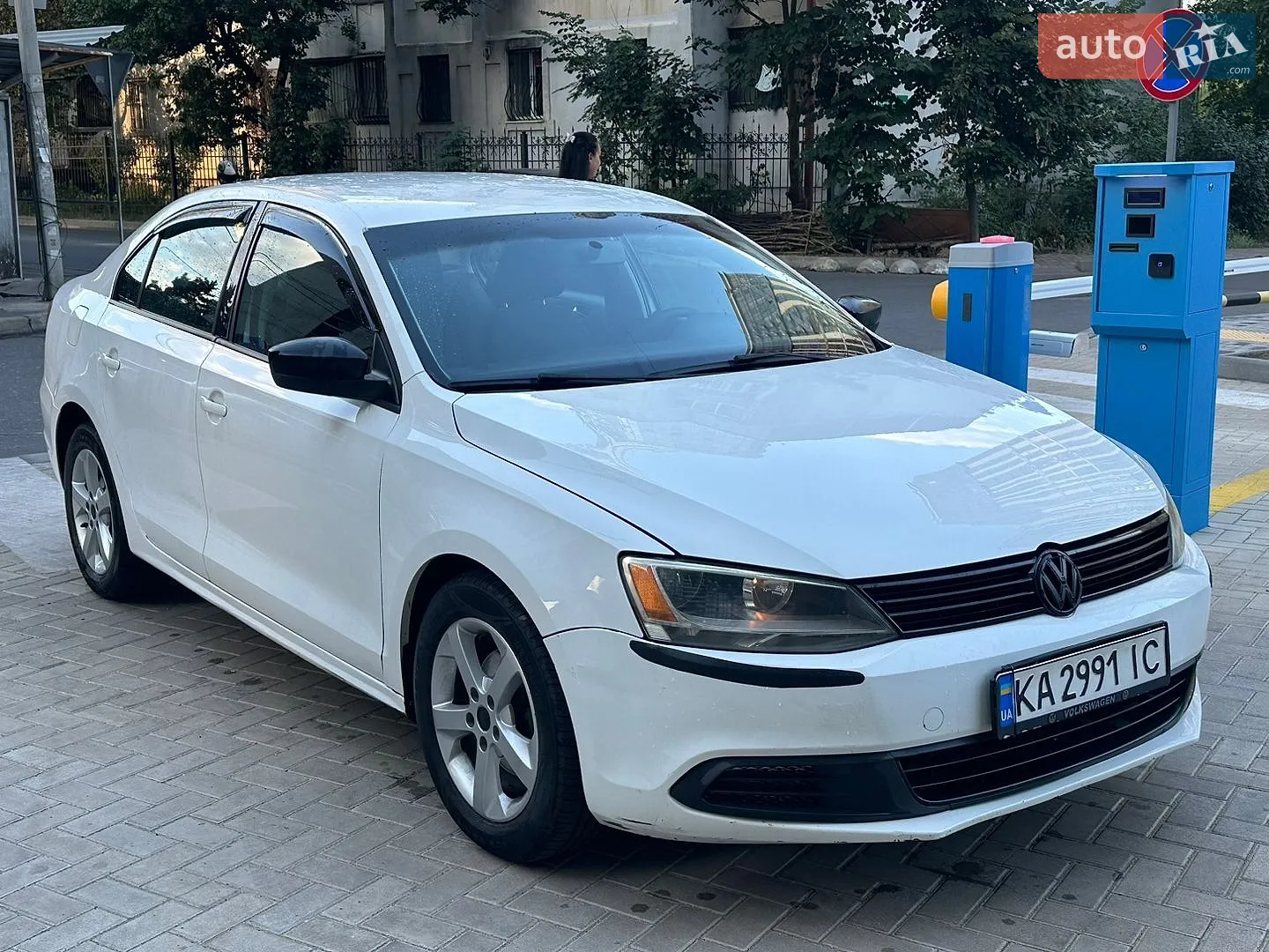 2011 Volkswagen Jetta - мініатюра 2