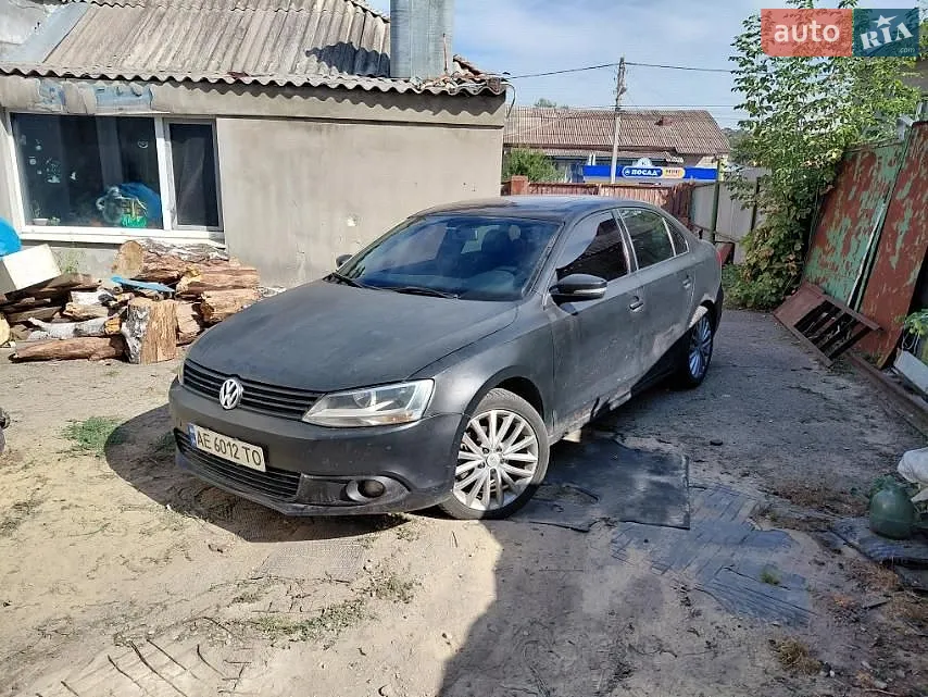 2011 Volkswagen Jetta - фото 1