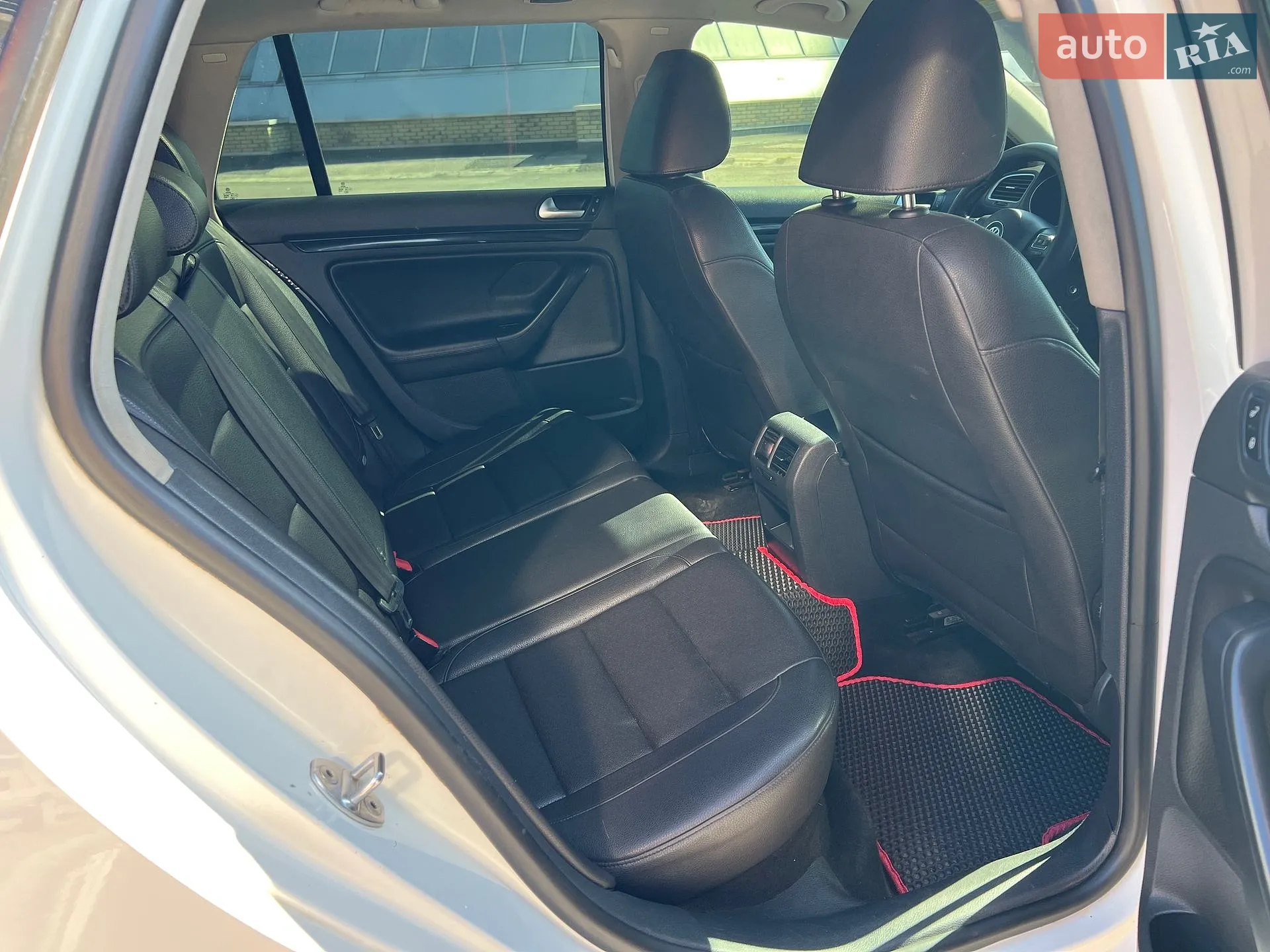 2013 Volkswagen Jetta - мініатюра 25