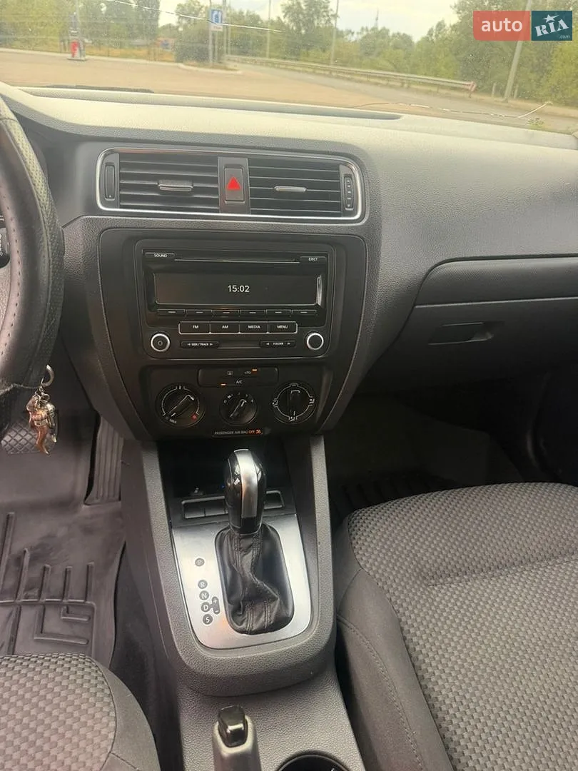 2012 Volkswagen Jetta - мініатюра 8