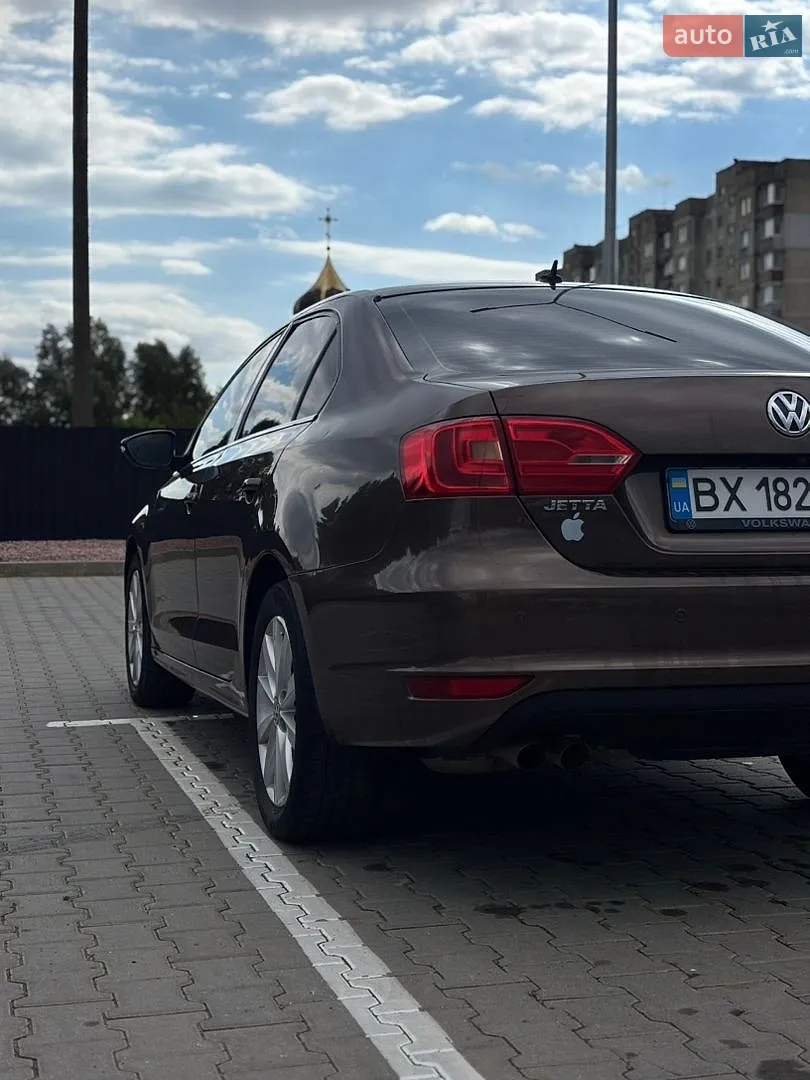 2011 Volkswagen Jetta - мініатюра 3