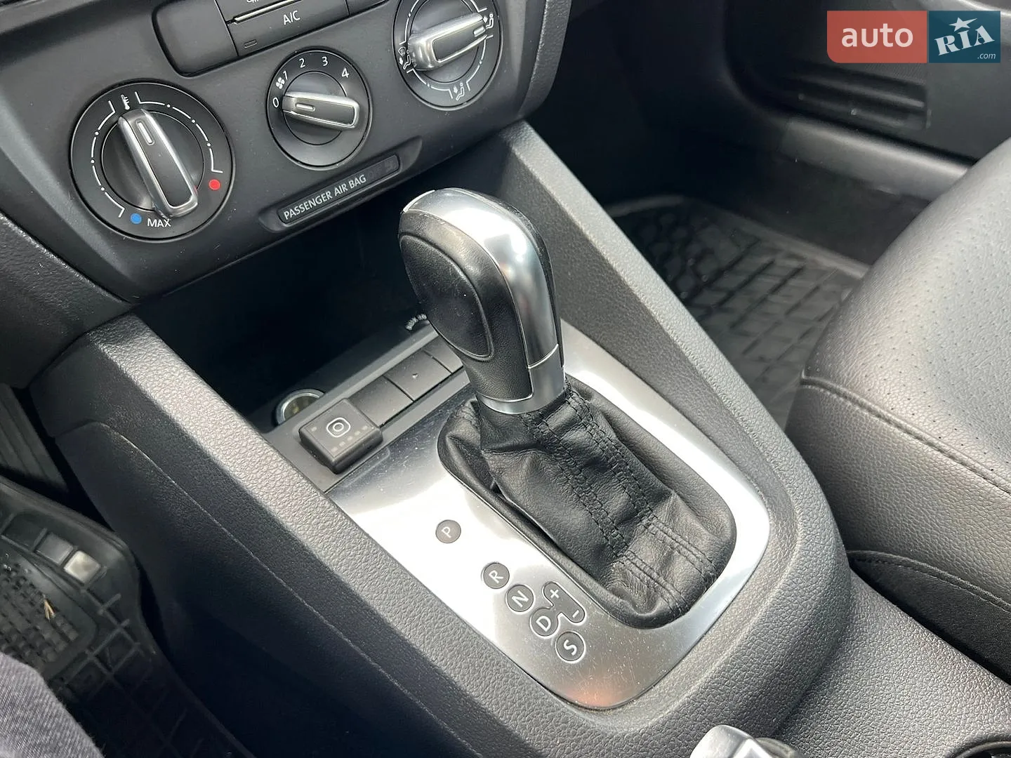 2012 Volkswagen Jetta - мініатюра 49