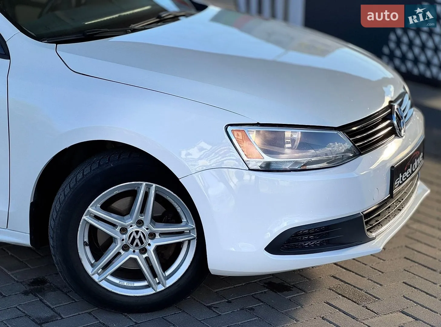 2011 Volkswagen Jetta - мініатюра 3
