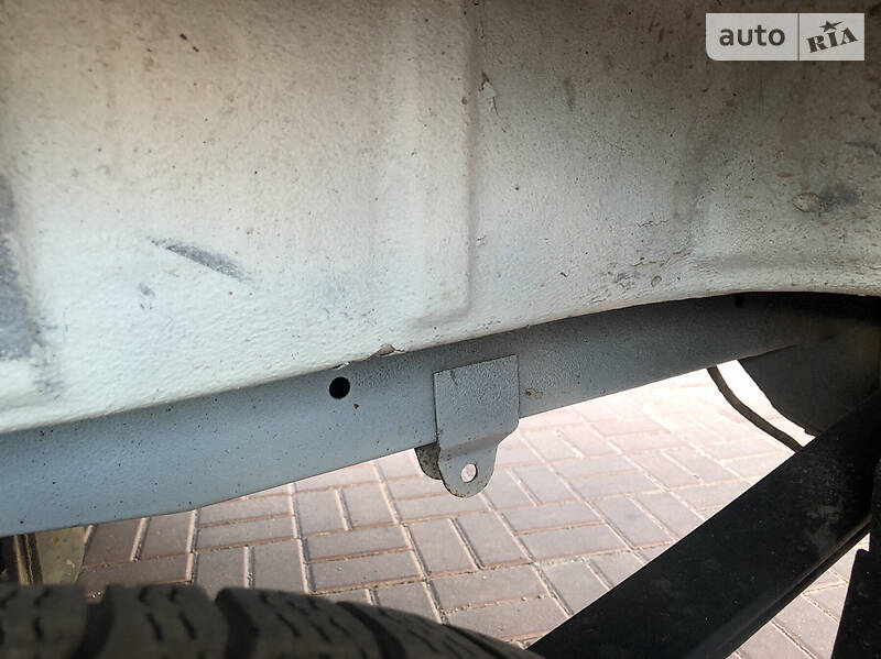 Вантажопасажирський фургон Volkswagen LT 2004 в Рівному