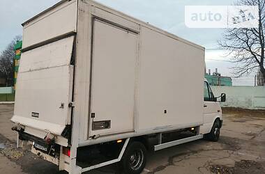 Вантажний фургон Volkswagen LT 2003 в Луцьку