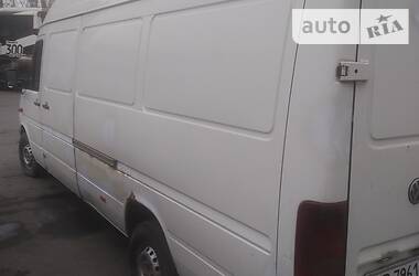 Грузовой фургон Volkswagen LT 2005 в Виннице