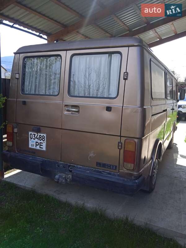 Микроавтобус Volkswagen LT 1992 в Тячеве