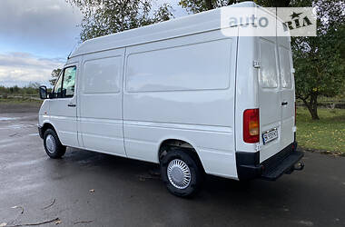 Вантажний фургон Volkswagen LT 2004 в Сарнах