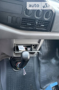 Вантажний фургон Volkswagen LT 2005 в 