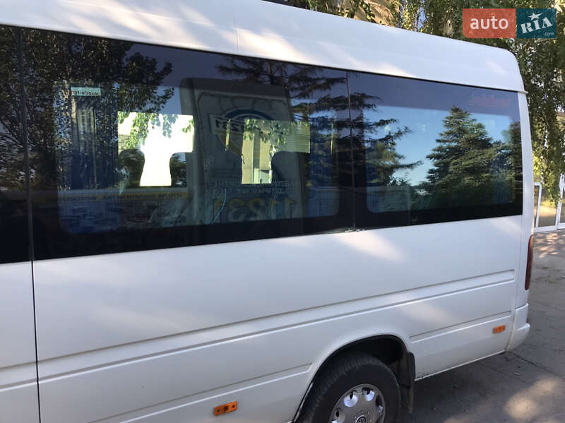 Городской автобус Volkswagen LT 2004 в Днепре