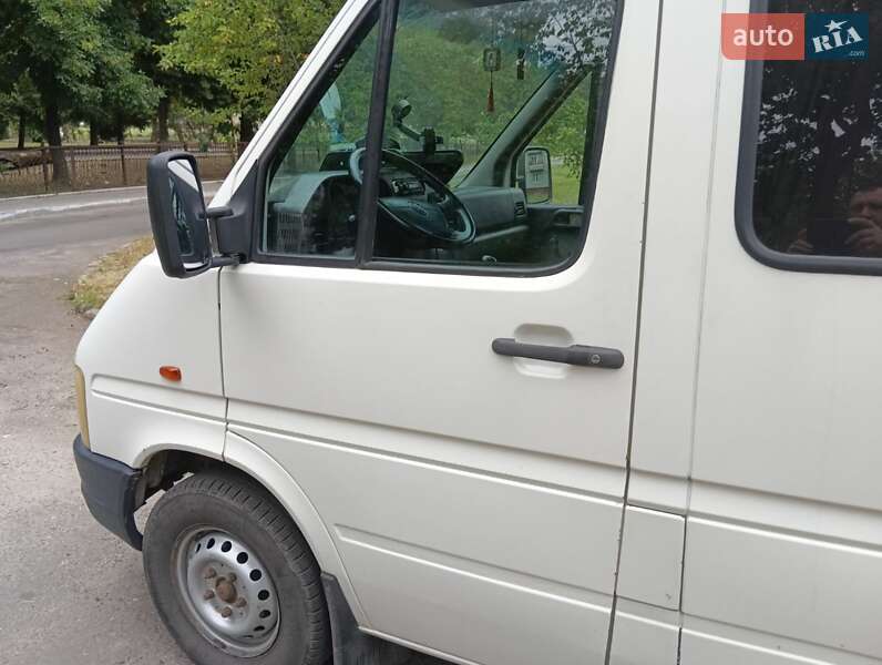 Микроавтобус Volkswagen LT 2005 в Шептицькому