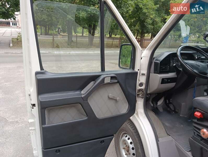 Микроавтобус Volkswagen LT 2005 в Шептицькому