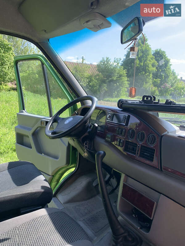 Мікроавтобус Volkswagen LT 2006 в Березному