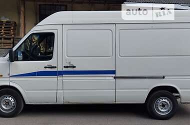 Вантажний фургон Volkswagen LT 2005 в Черкасах