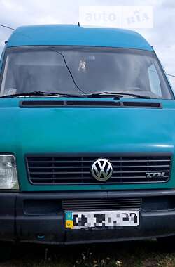 Вантажопасажирський фургон Volkswagen LT 2003 в Вараші