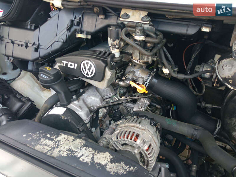 Вантажний фургон Volkswagen LT 2006 в Луцьку