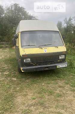 Грузовой фургон Volkswagen LT 1995 в Стопчатове