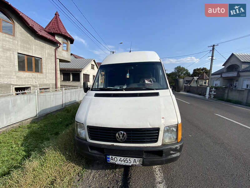 Мікроавтобус Volkswagen LT 2001 в Тячеві