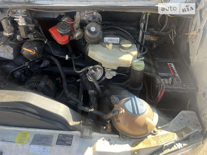 Грузовой фургон Volkswagen LT 2006 в Александрие