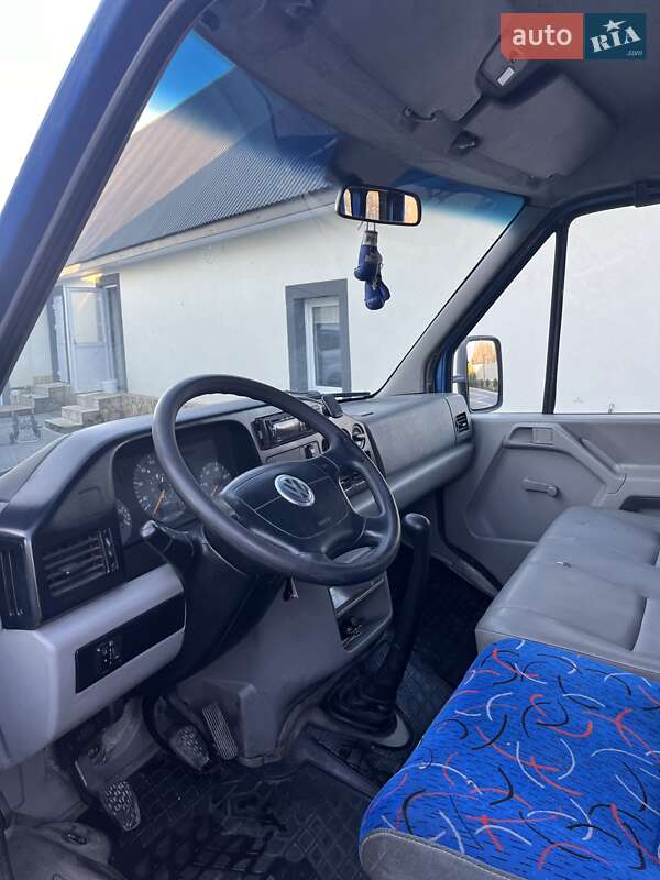 Мікроавтобус Volkswagen LT 2006 в Шумську