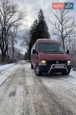 Вантажопасажирський фургон Volkswagen LT 2006 в Львові