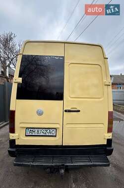 Вантажопасажирський фургон Volkswagen LT 2002 в Ромнах