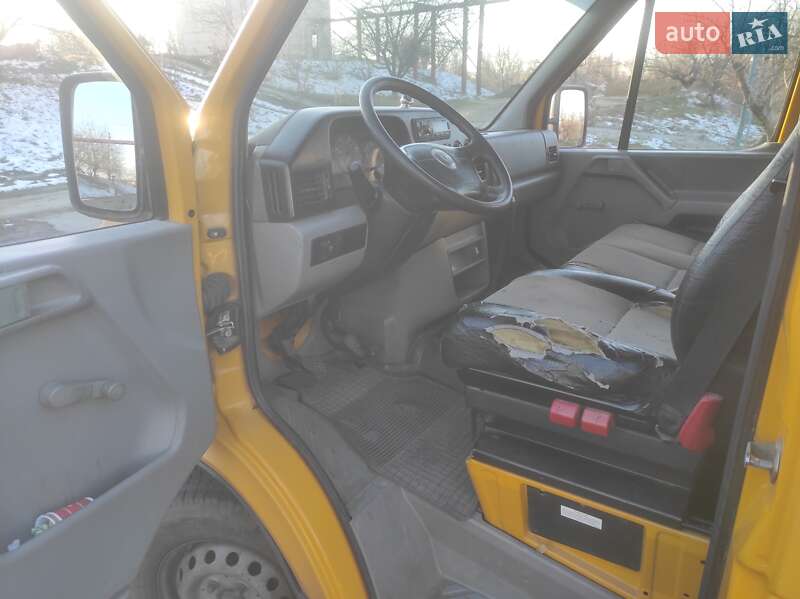 Вантажний фургон Volkswagen LT 2005 в Подільську