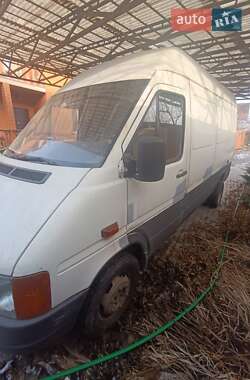 Грузовой фургон Volkswagen LT 2000 в Житомире