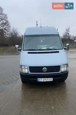 Грузопассажирский фургон Volkswagen LT 2004 в Косове