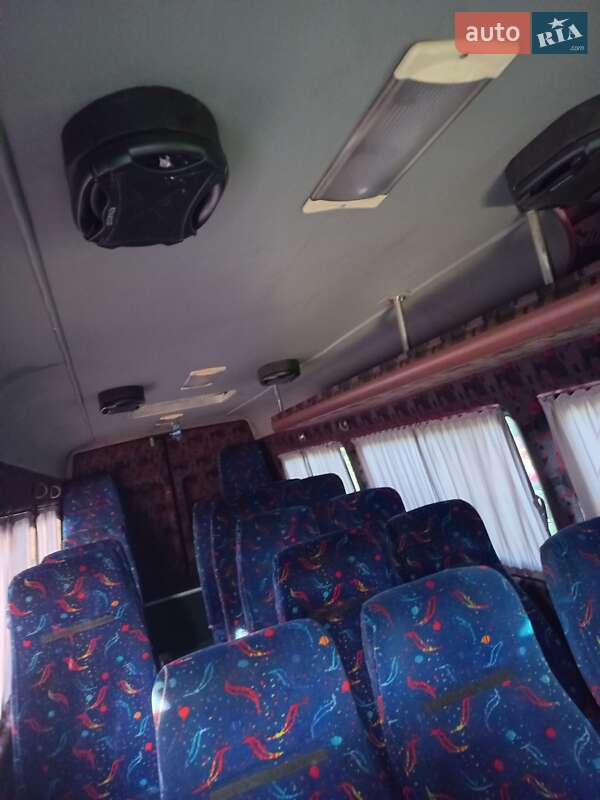 Микроавтобус Volkswagen LT 2004 в Киеве