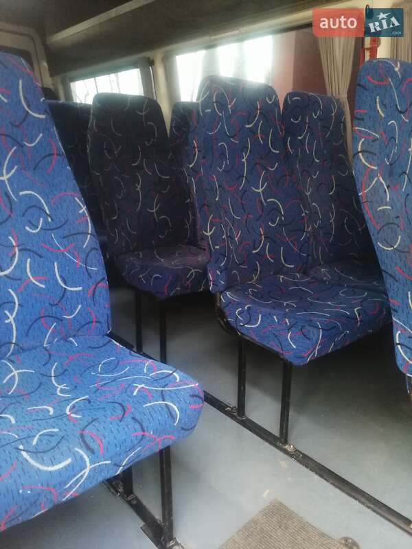 Мікроавтобус Volkswagen LT 2002 в Ужгороді