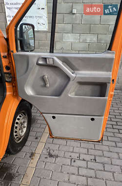 Грузопассажирский фургон Volkswagen LT 2002 в 