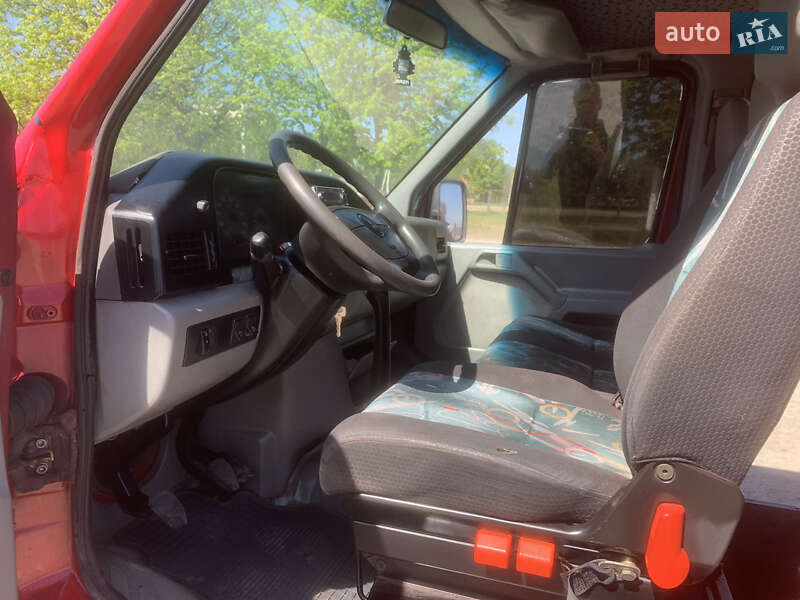 Вантажопасажирський фургон Volkswagen LT 1998 в Хотині