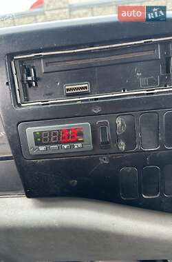 Грузовой фургон Volkswagen LT 2004 в 