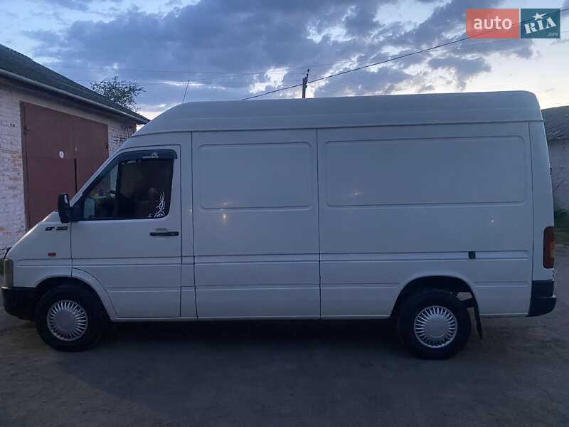 Вантажний фургон Volkswagen LT 2004 в Жмеринці