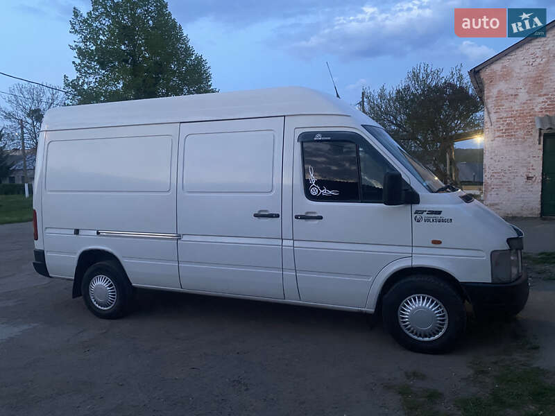Вантажний фургон Volkswagen LT 2004 в Жмеринці