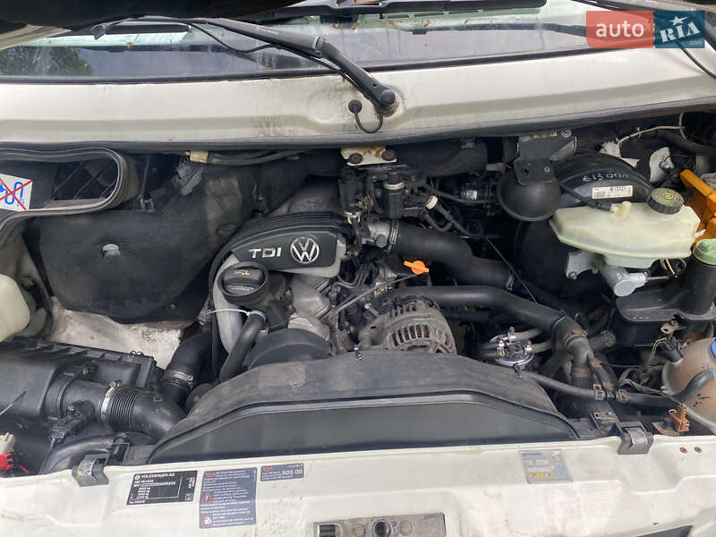 Вантажний фургон Volkswagen LT 2004 в Жмеринці